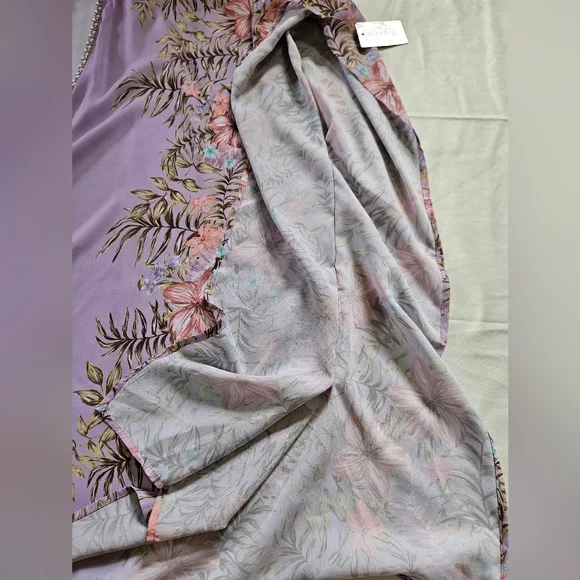 Cathrines Lavender Floral Kimono - Picture 6 of 12
